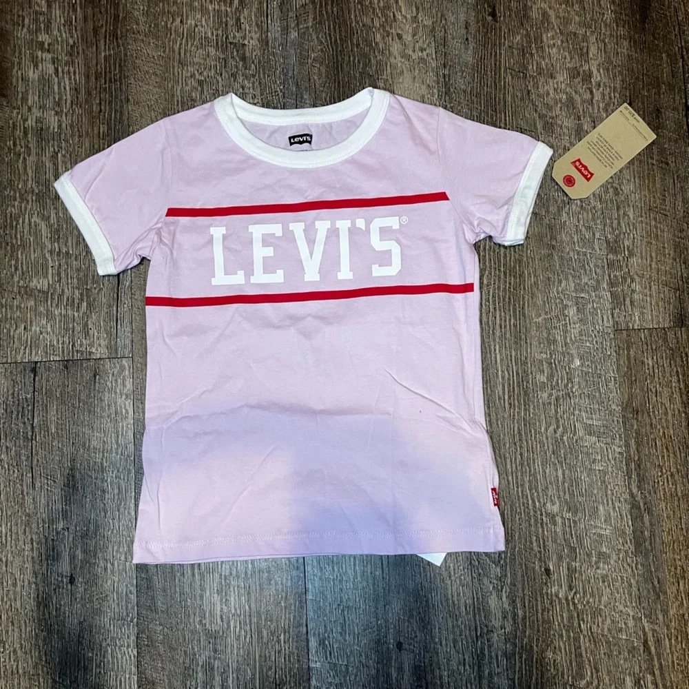 Levi's Pink T-Shirt Size 6 M